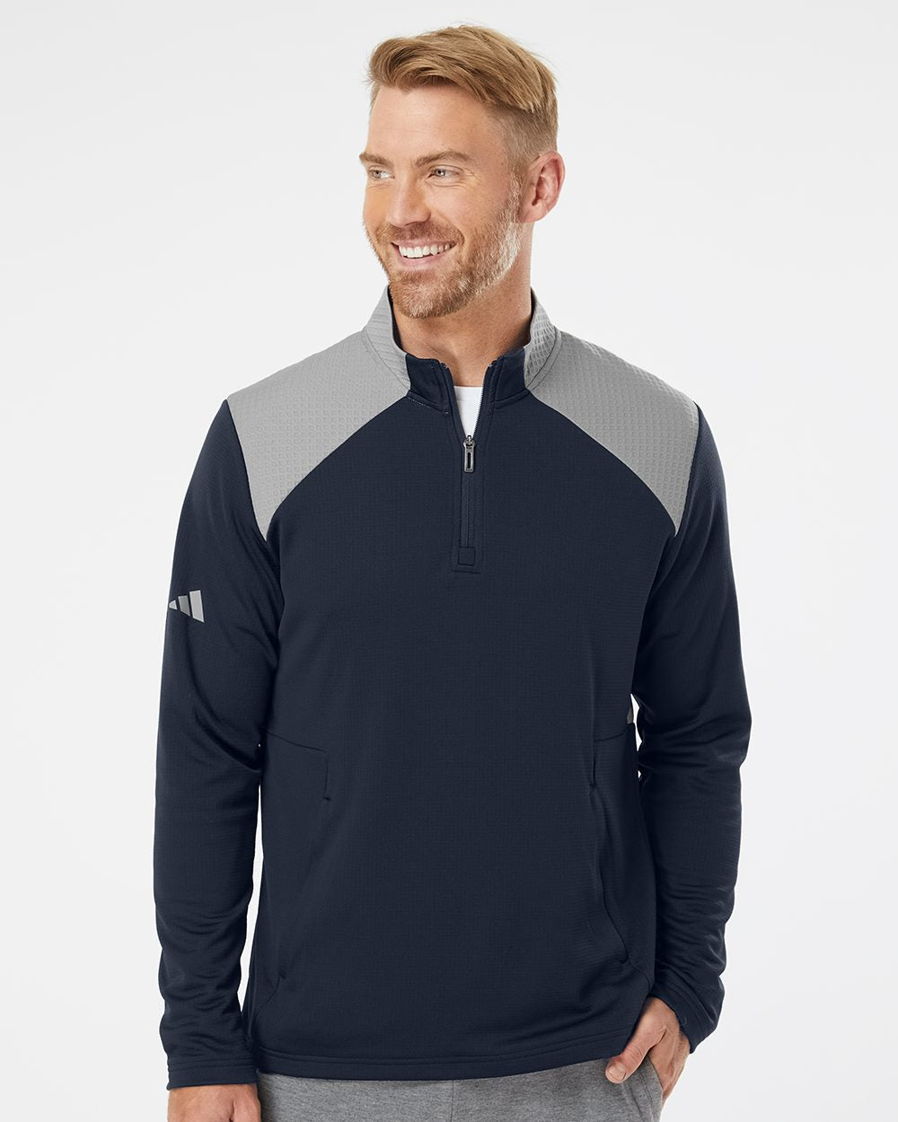 Sudadera para hombre con cremallera de cuarto, textura y medios mixtos | A532
