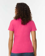 Women's Softstyle® Midweight T-Shirt | 65000L