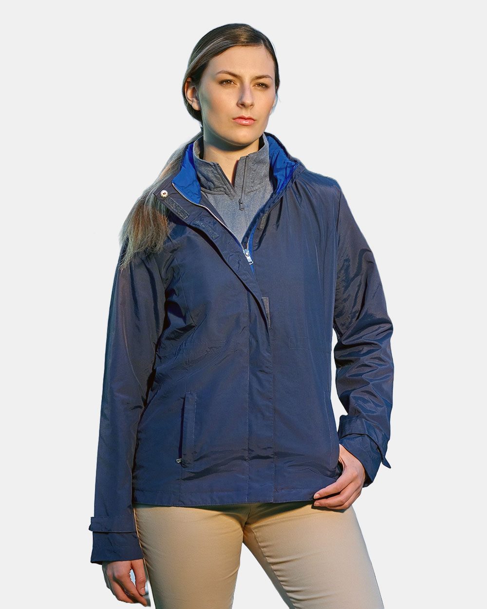 Women's Voyage Hooded Rain Jacket | N17183