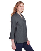 Camisa de manga tres cuartos para mujer Crown Collection® Stretch Pinpoint Chambra | DG562W