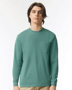 Camiseta Unisex de Manga Larga con Bolsillo, Teñida en Prenda, de Peso Pesado | 4410