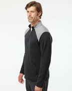 Sudadera para hombre con cremallera de cuarto, textura y medios mixtos | A532