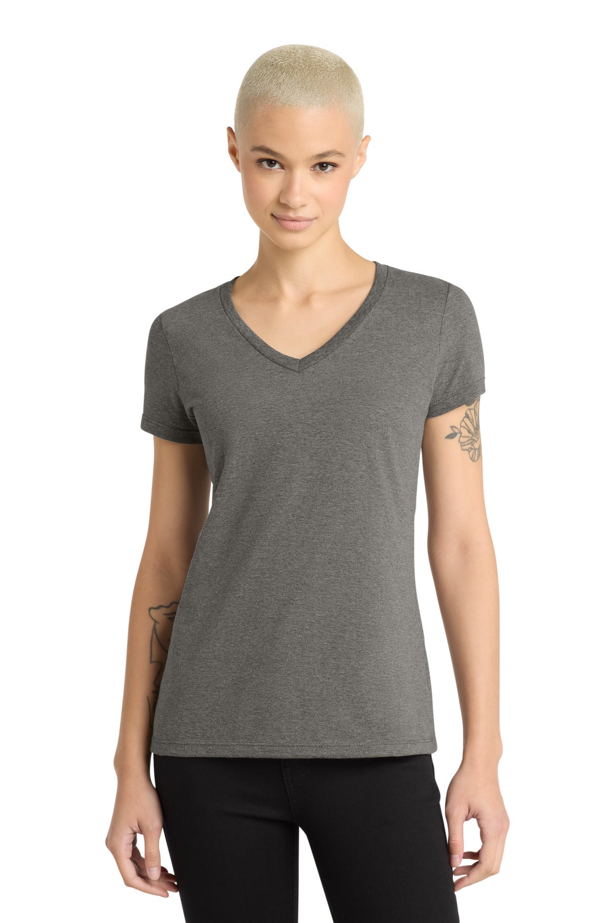 Playera cuello en V Perfect Weight ® para mujer - 4.3 oz | District DM1170L
