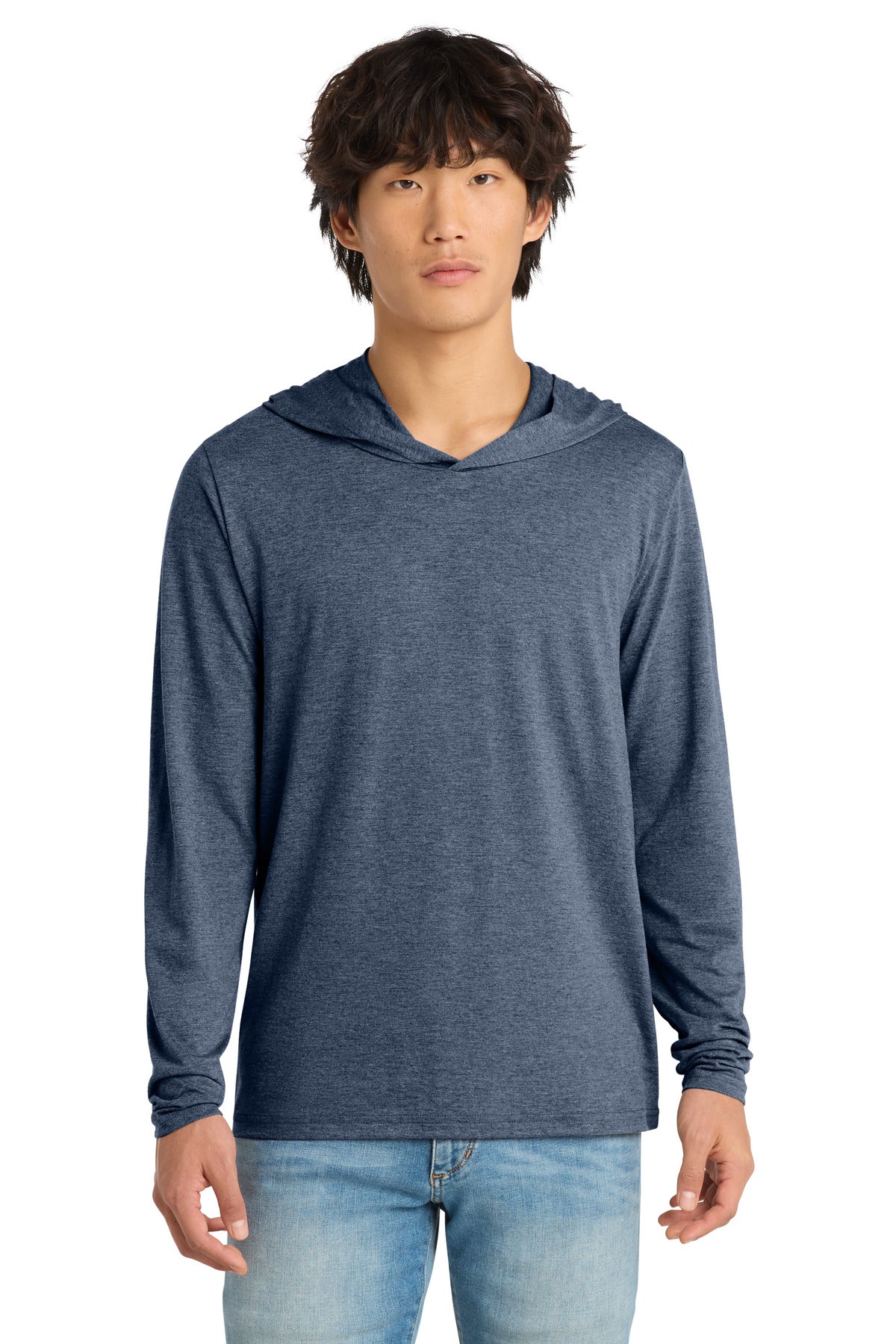 Playera con capucha de manga larga Perfect Tri ® - 4.5 oz | District DM139