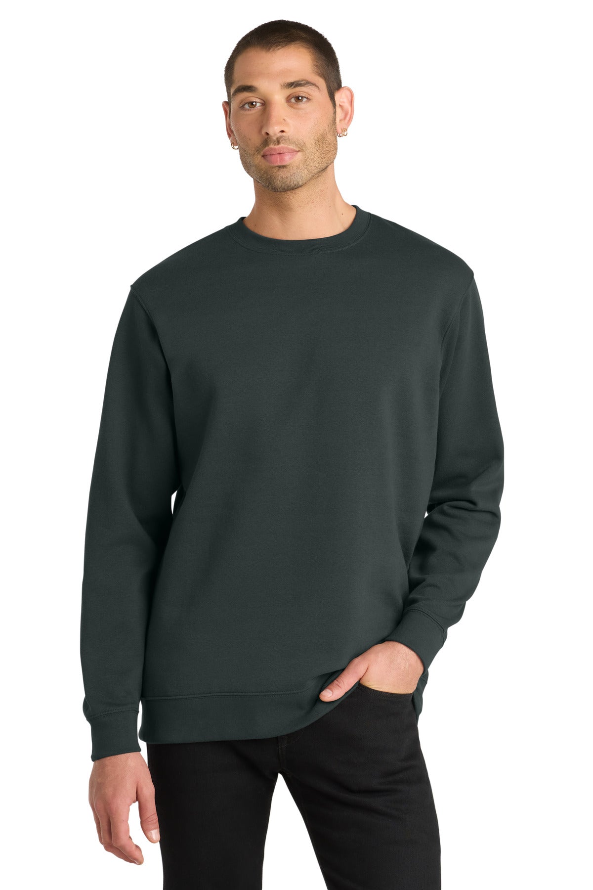 District DT6104 V.I.T. Fleece Crew