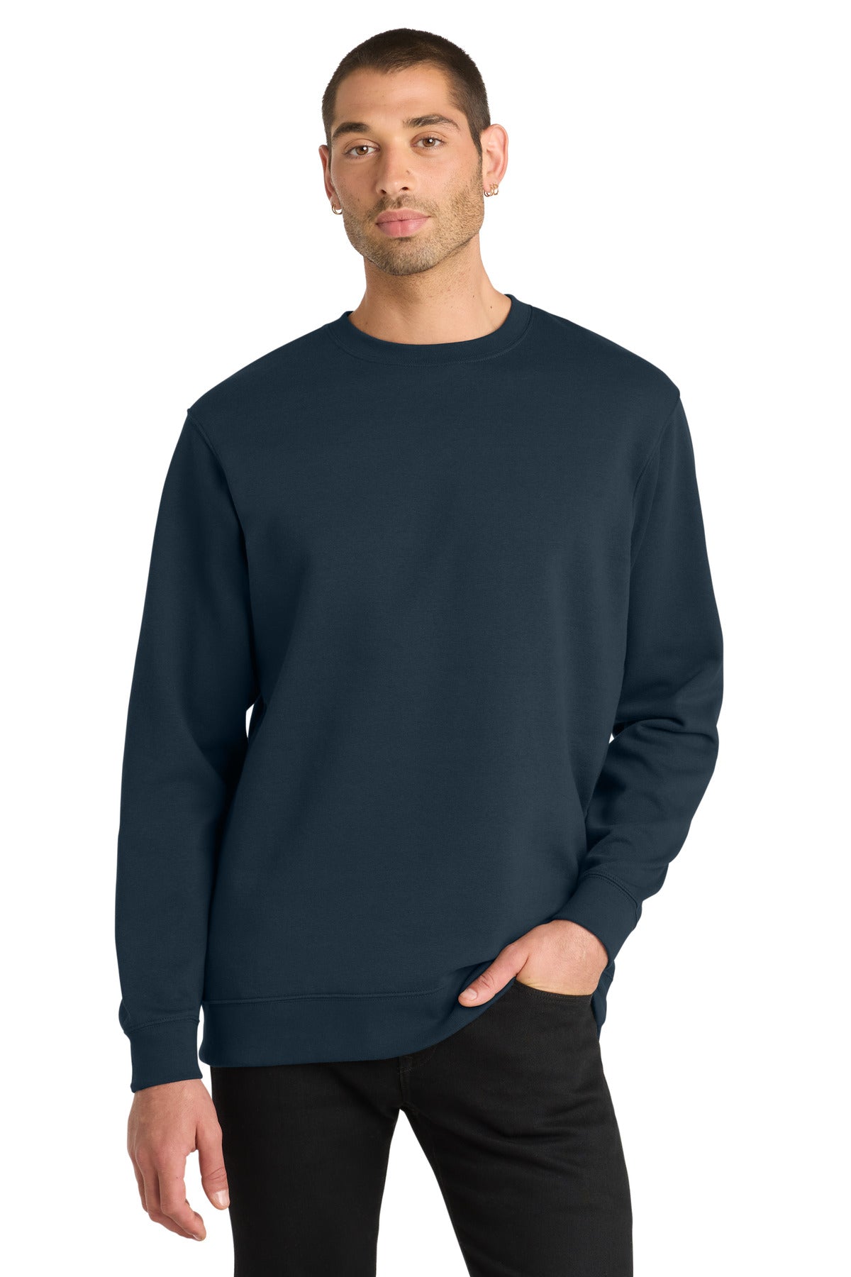 District DT6104 V.I.T. Fleece Crew
