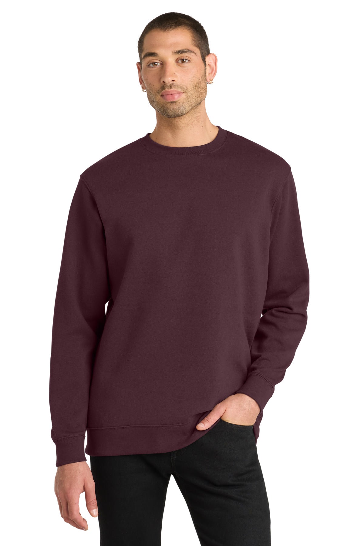 District DT6104 V.I.T. Fleece Crew