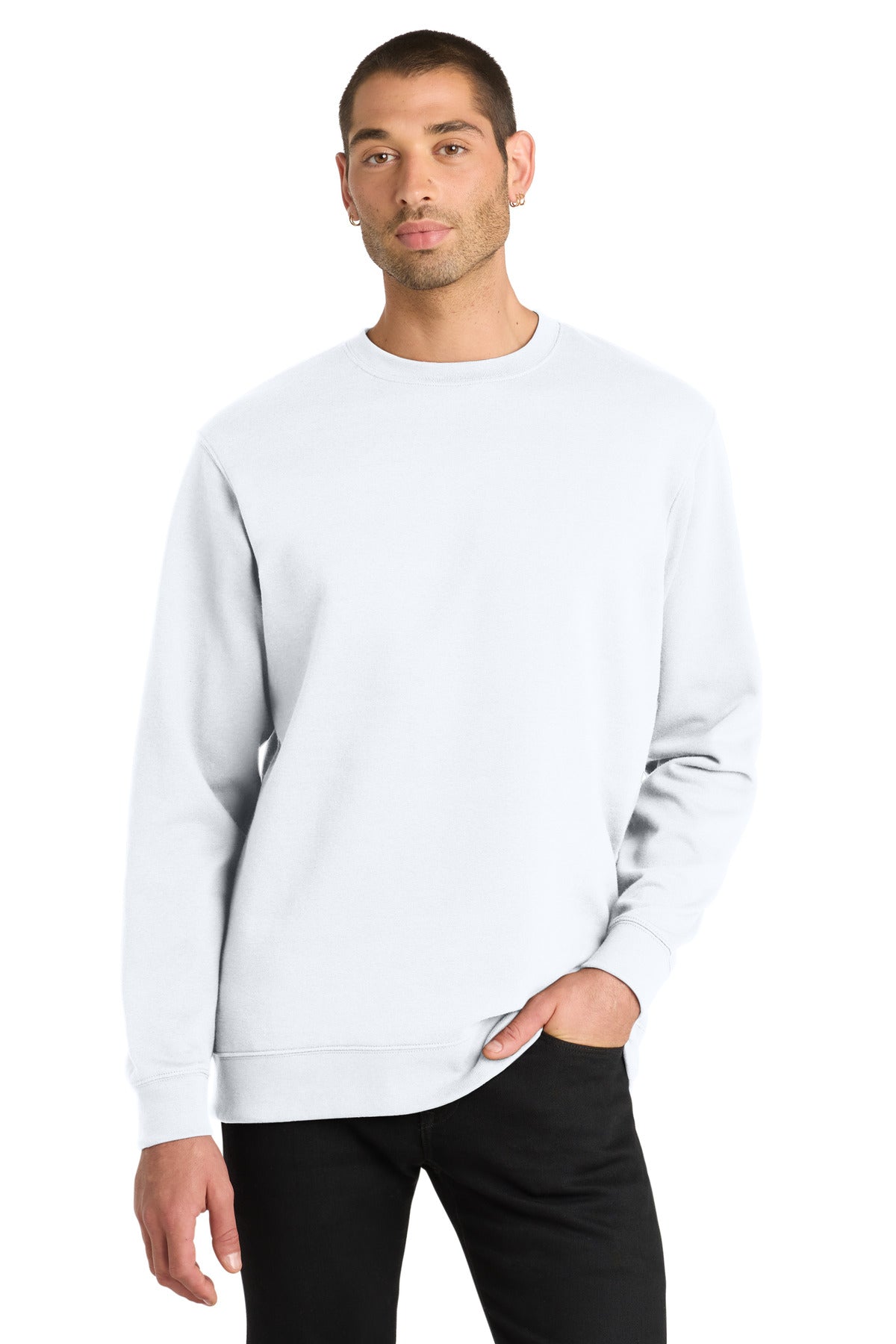 District DT6104 V.I.T. Fleece Crew