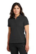 Nike NKDX6685 Women's Victory Solid Polo