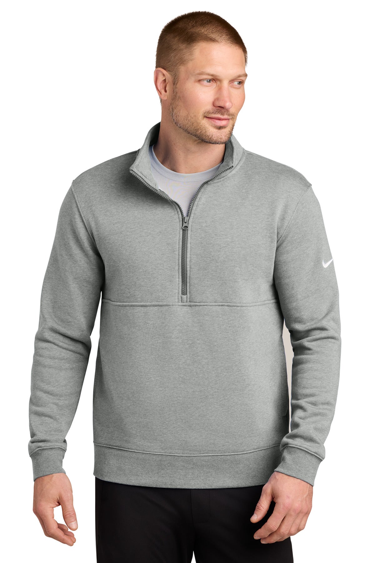 Nike NKDX6718 Club Fleece Sleeve Swoosh 1/2-Zip