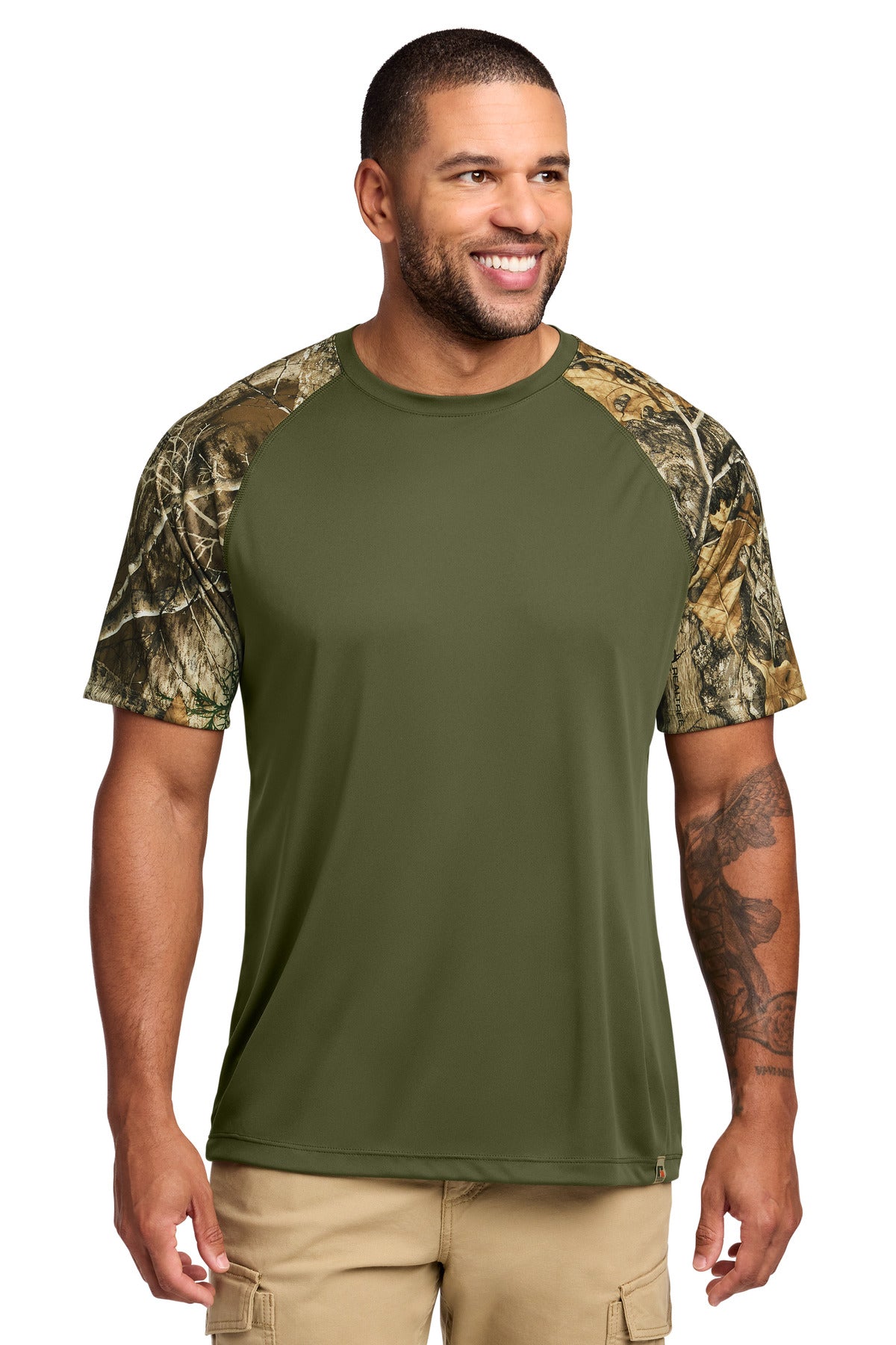 Russell Outdoors RU151 Realtree Colorblock Performance Tee